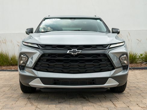 Used 2024 Chevrolet Blazer LT w/ Sound & Technology Package AWD/4WD image 4