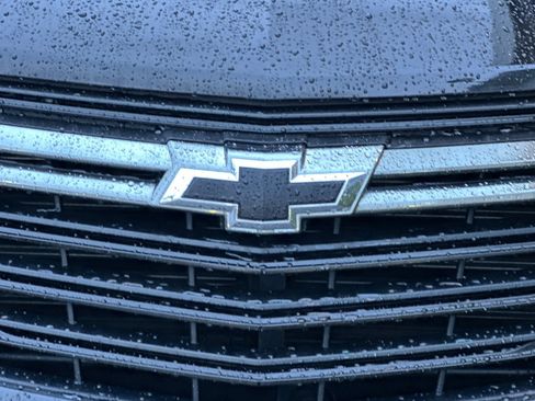 Used 2024 Chevrolet Equinox LS w/ LS Convenience Package image 38