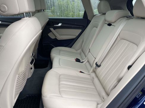 Used 2018 Audi Q5 2.0T Premium Plus AWD/4WD image 12