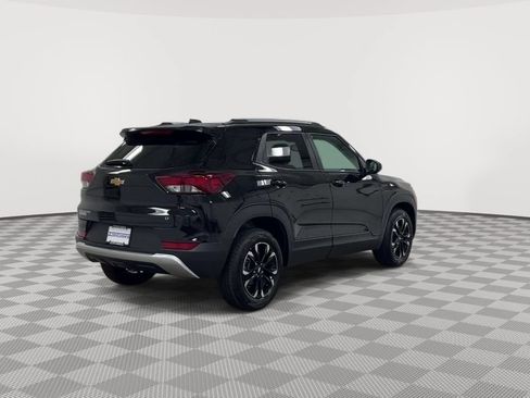 Used 2023 Chevrolet TrailBlazer LT w/ Convenience Package FWD image 8