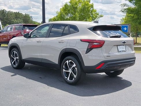 New 2026 Chevrolet Trax RS FWD image 5