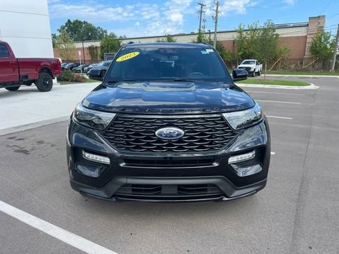 Used 2023 Ford Explorer ST-Line w/ Class IV Trailer Tow Package AWD/4WD image 2