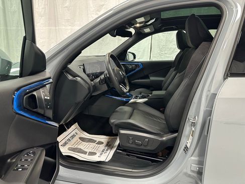 Used 2025 BMW X3 xDrive30i w/ M Sport Package image 10