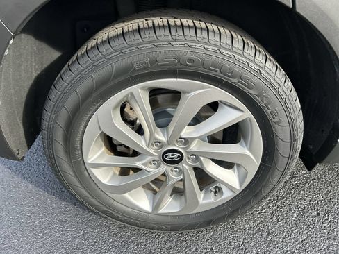 Used 2016 Hyundai Tucson SE w/ Option Group 02 AWD/4WD image 9