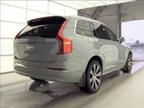 Used 2025 Volvo XC90 T8 Ultra w/ Protection Package Premier AWD/4WD image 2