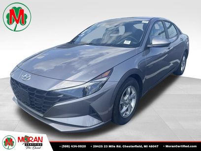 Used 2023 Hyundai Elantra SE