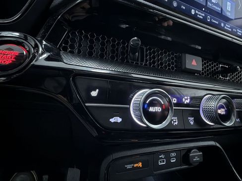 Used 2023 Honda CR-V EX-L image 24