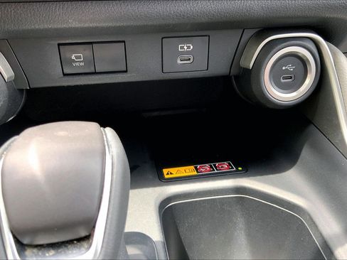 Used 2024 Toyota Grand Highlander AWD image 36