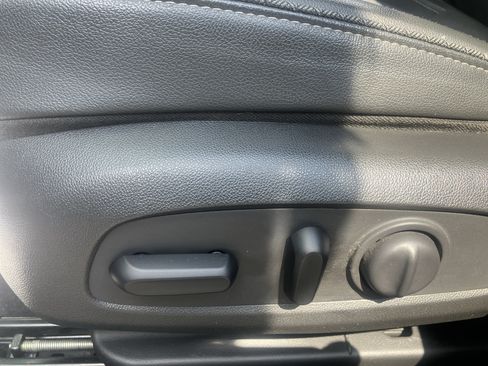 Used 2020 Buick Encore GX Select FWD image 22