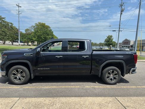 Used 2026 GMC Sierra 1500 SLT AWD/4WD image 7