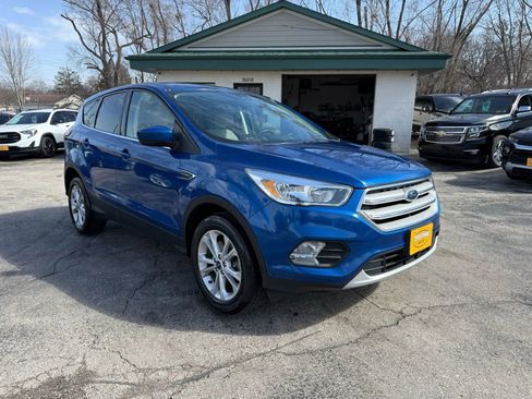 Used 2019 Ford Escape SE image 7