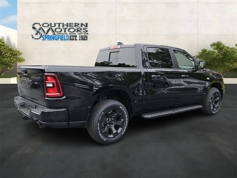 New 2026 RAM 1500 Express AWD/4WD image 5