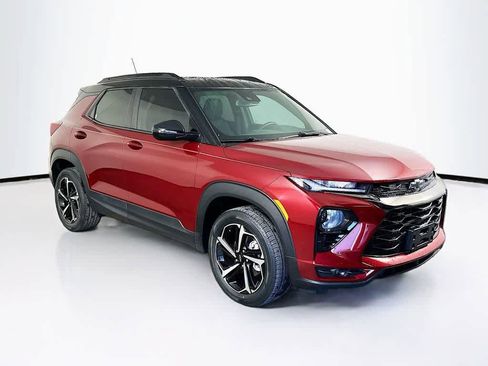 Used 2023 Chevrolet TrailBlazer RS w/ Sun and Liftgate Package AWD/4WD image 23