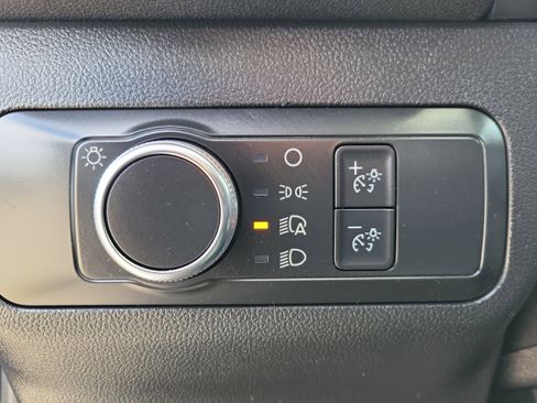 Certified 2022 Ford Escape SE w/ Cold Weather Package image 21