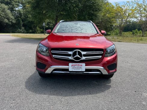 Used 2019 Mercedes-Benz GLC 300 4MATIC image 27