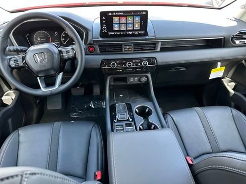 New 2025 Honda Pilot Touring image 20