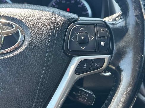 Used 2018 Toyota Highlander Limited Platinum AWD/4WD image 23