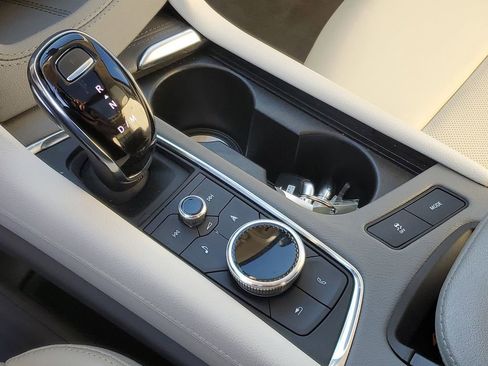 Used 2023 Cadillac XT5 Premium Luxury image 18