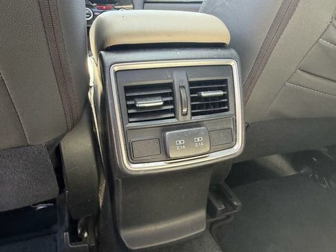 Used 2021 Subaru Forester Premium AWD/4WD image 14