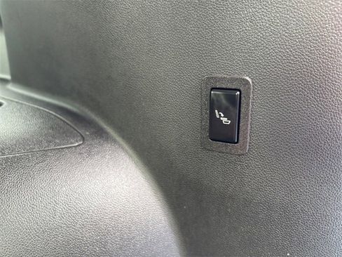 Used 2023 Chevrolet Suburban High Country w/ Premium Package 2 image 36