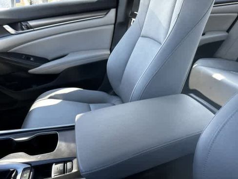Used 2020 Honda Accord LX image 31