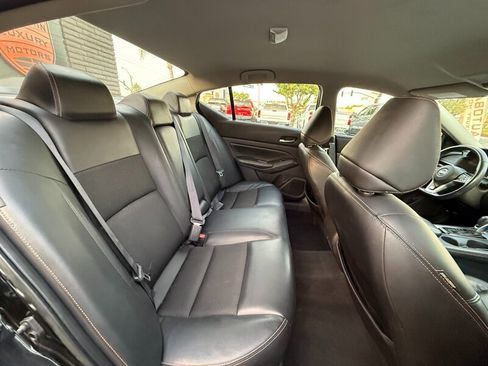 Used 2021 Nissan Altima 2.5 SR image 34