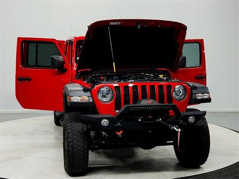 Used 2021 Jeep Gladiator Rubicon image 10