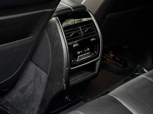 Used 2020 BMW X5 M50i w/ Premium Package image 20