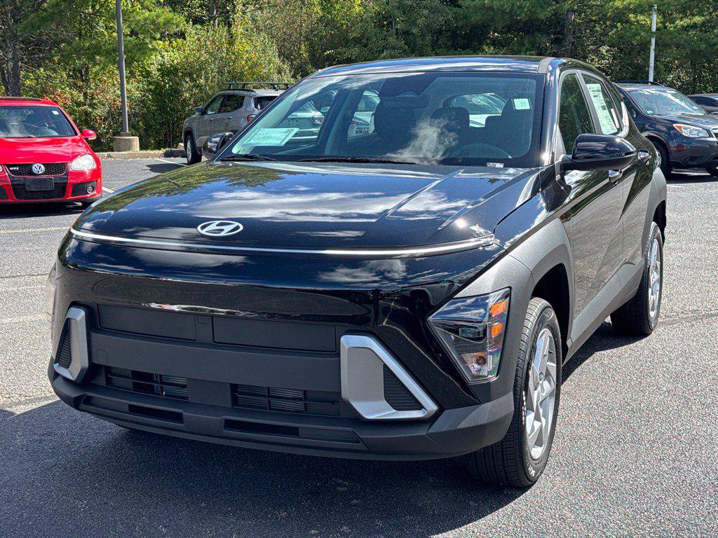 New 2027 Hyundai Kona SE AWD/4WD image 1