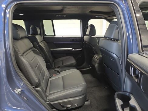 New 2026 Hyundai Santa Fe Calligraphy AWD/4WD image 36