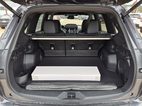 New 2025 Subaru Forester Touring image 8