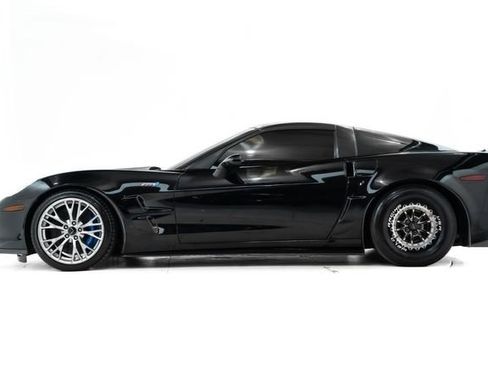 Used 2010 Chevrolet Corvette ZR1 w/ Preferred Equipment Group RWD image 9