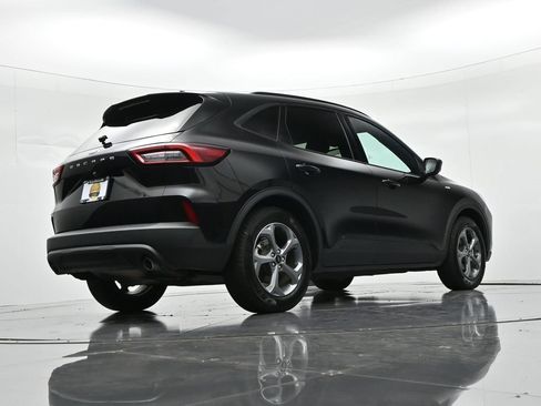 Certified 2025 Ford Escape ST-Line FWD image 24