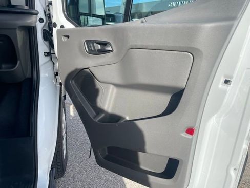 Used 2022 Ford Transit 350 XLT image 13
