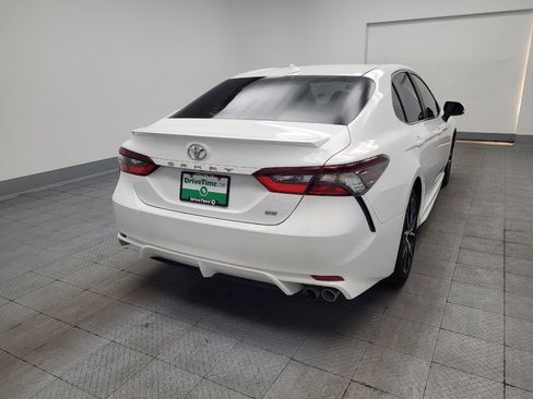 Used 2023 Toyota Camry SE FWD image 7