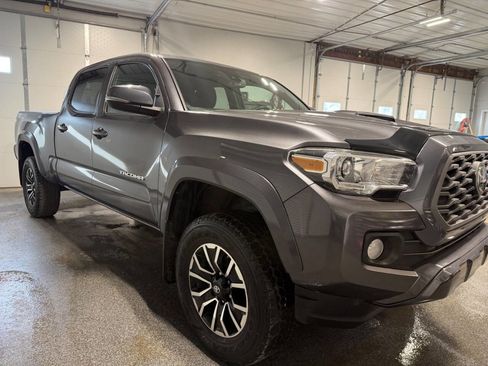 Used 2021 Toyota Tacoma SR5 image 2