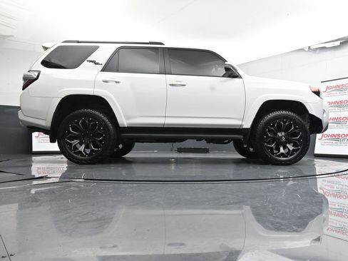 Used 2023 Toyota 4Runner TRD Off-Road Premium image 37