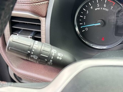 Used 2024 Ford Expedition Limited RWD image 42