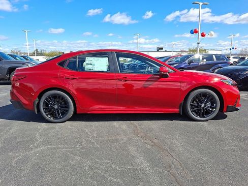 New 2026 Toyota Camry SE FWD image 8