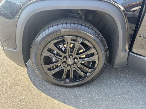 Used 2023 GMC Acadia SLT w/ Elevation Edition AWD/4WD image 34