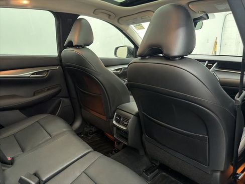 Used 2024 INFINITI QX50 Luxe FWD image 12