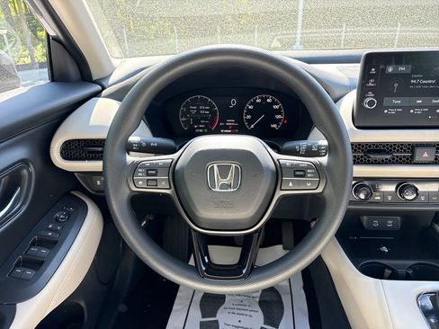 New 2026 Honda HR-V LX image 19