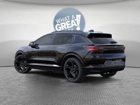 New 2026 Chevrolet Equinox EV RS FWD image 3