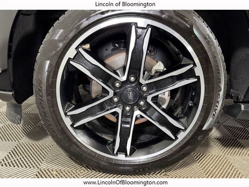 Used 2021 Ford Expedition Limited AWD/4WD image 23