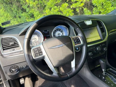 Used 2011 Chrysler 300 Limited RWD image 48