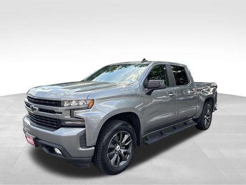 Used 2020 Chevrolet Silverado 1500 RST w/ RST Value Package AWD/4WD image 3