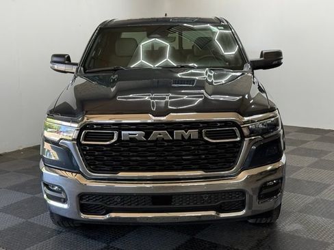 Used 2025 RAM 1500 Big Horn AWD/4WD image 4