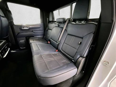 Used 2024 Chevrolet Silverado 1500 High Country RWD image 28