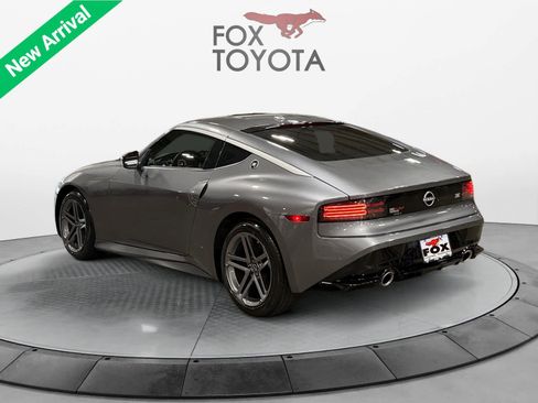 Used 2025 Nissan Z Sport w/ Floor Mat Package RWD image 3