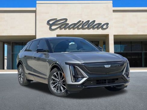 New 2026 Cadillac Lyriq Sport image 2